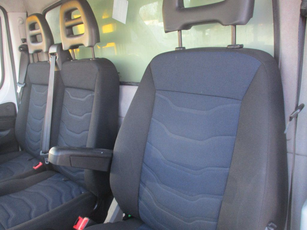 Autoutilitară box Iveco Daily 35C16 mit LBW: Foto 13