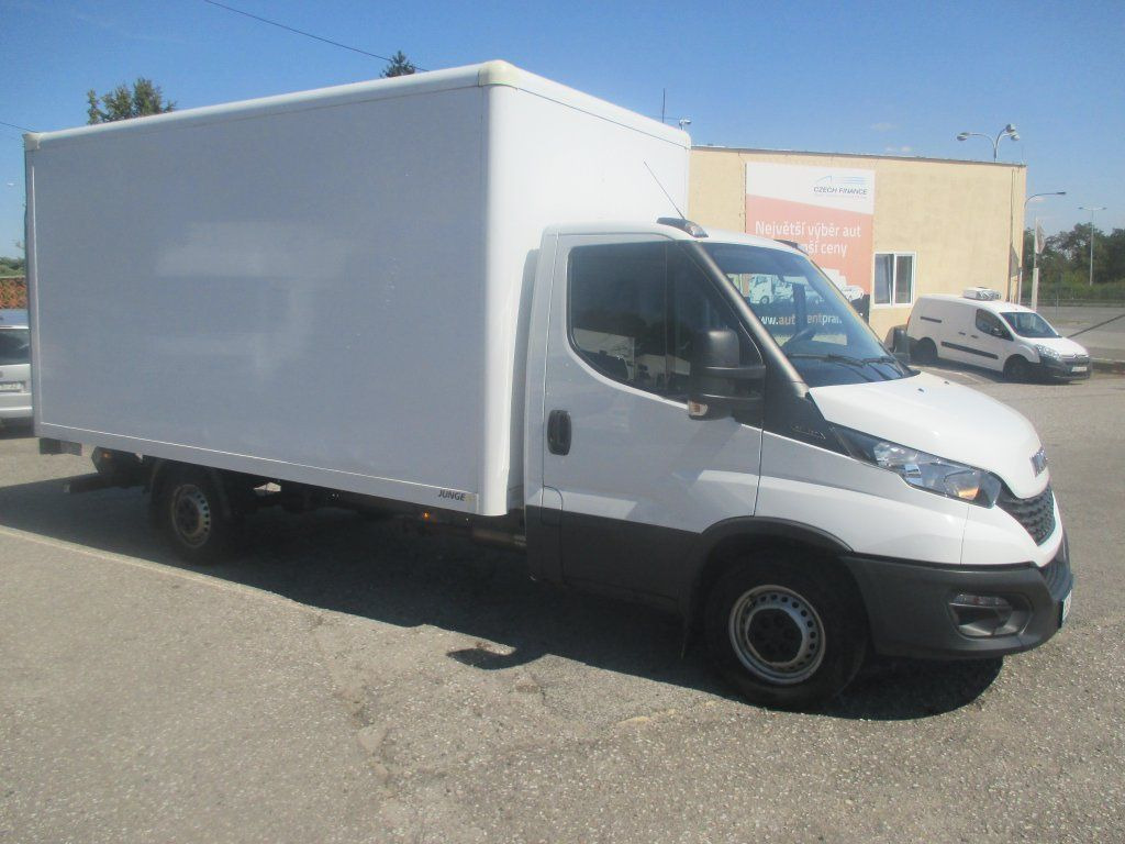 Iveco Daily 35S16 - Dubă: Foto 2 Iveco Daily 35S16 - Dubă: Foto 2