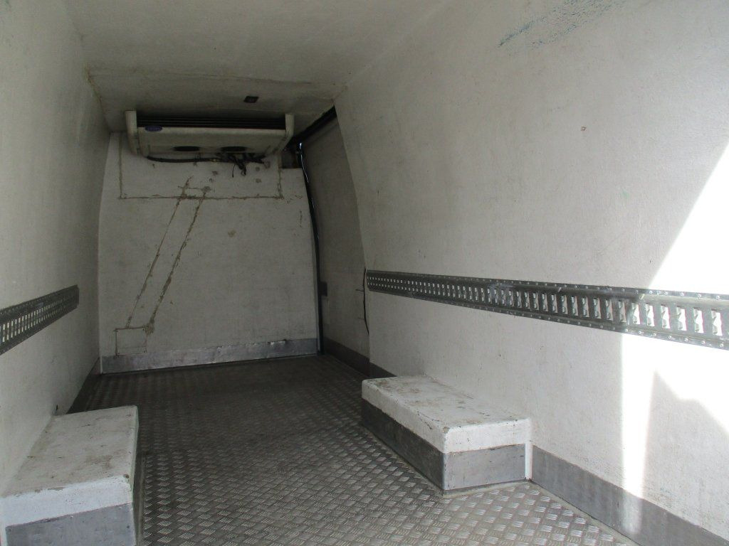 Iveco Daily 50C15 Carrier 350 - Autoutilitară frigorifica: Foto 4 Iveco Daily 50C15 Carrier 350 - Autoutilitară frigorifica: Foto 4