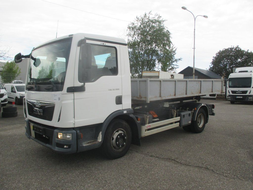 MAN TGL 12.180 4x2 MAN TGL 12.180 4x2 - Camion cu cârlig: Foto 1 MAN TGL 12.180 4x2 MAN TGL 12.180 4x2 - Camion cu cârlig: Foto 1
