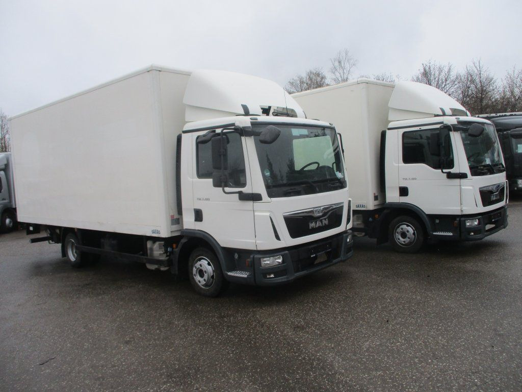MAN TGL 7.180 mit LBW - Camion furgon: Foto 1 MAN TGL 7.180 mit LBW - Camion furgon: Foto 1
