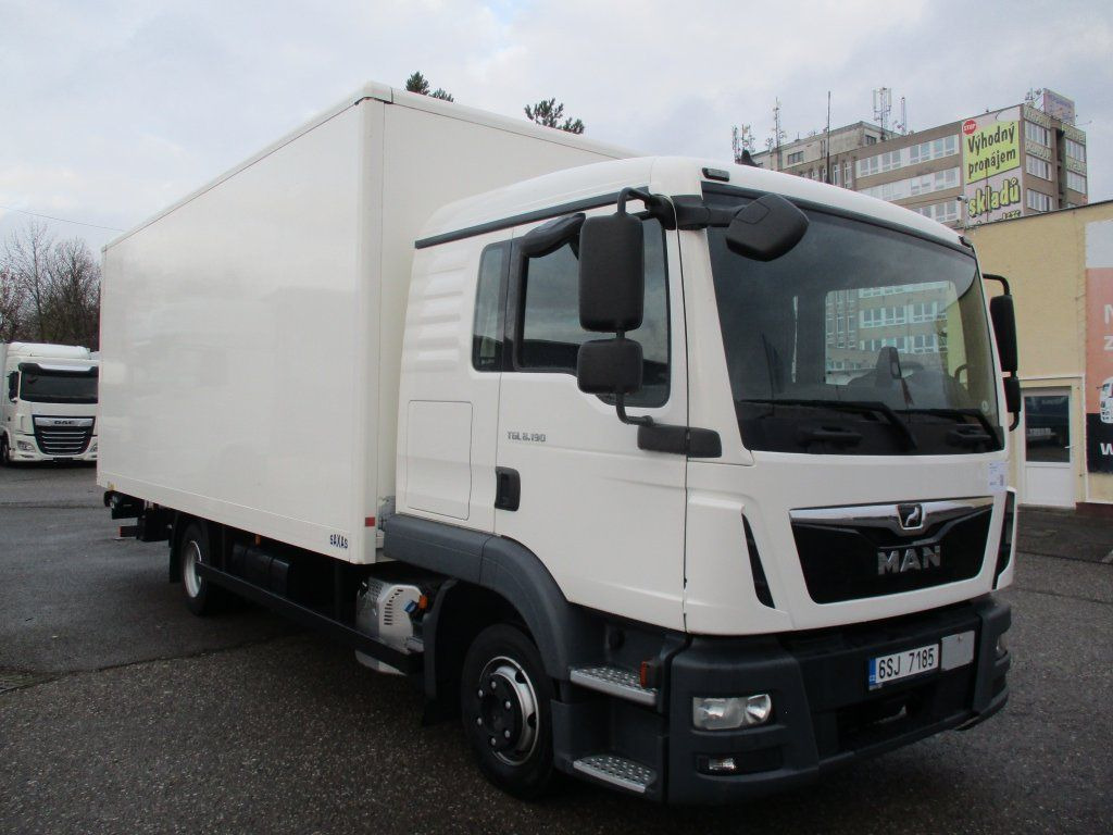 MAN TGL 8.190 - Camion furgon: Foto 3 MAN TGL 8.190 - Camion furgon: Foto 3
