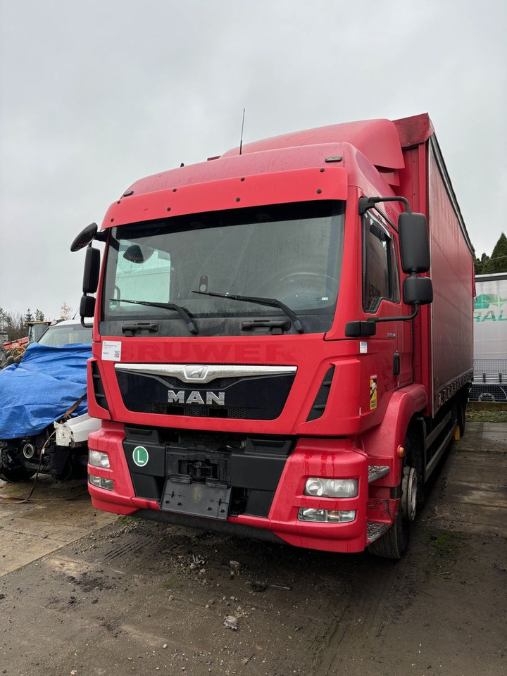 MAN TGM18.340 EURO 6 UNANGETRIEBEN - Camion cu prelată: Foto 1 MAN TGM18.340 EURO 6 UNANGETRIEBEN - Camion cu prelată: Foto 1