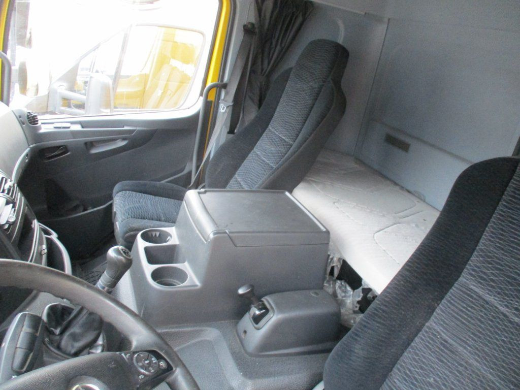 Mercedes-Benz Atego 210, Liege - Autoutilitară box: Foto 4 Mercedes-Benz Atego 210, Liege - Autoutilitară box: Foto 4