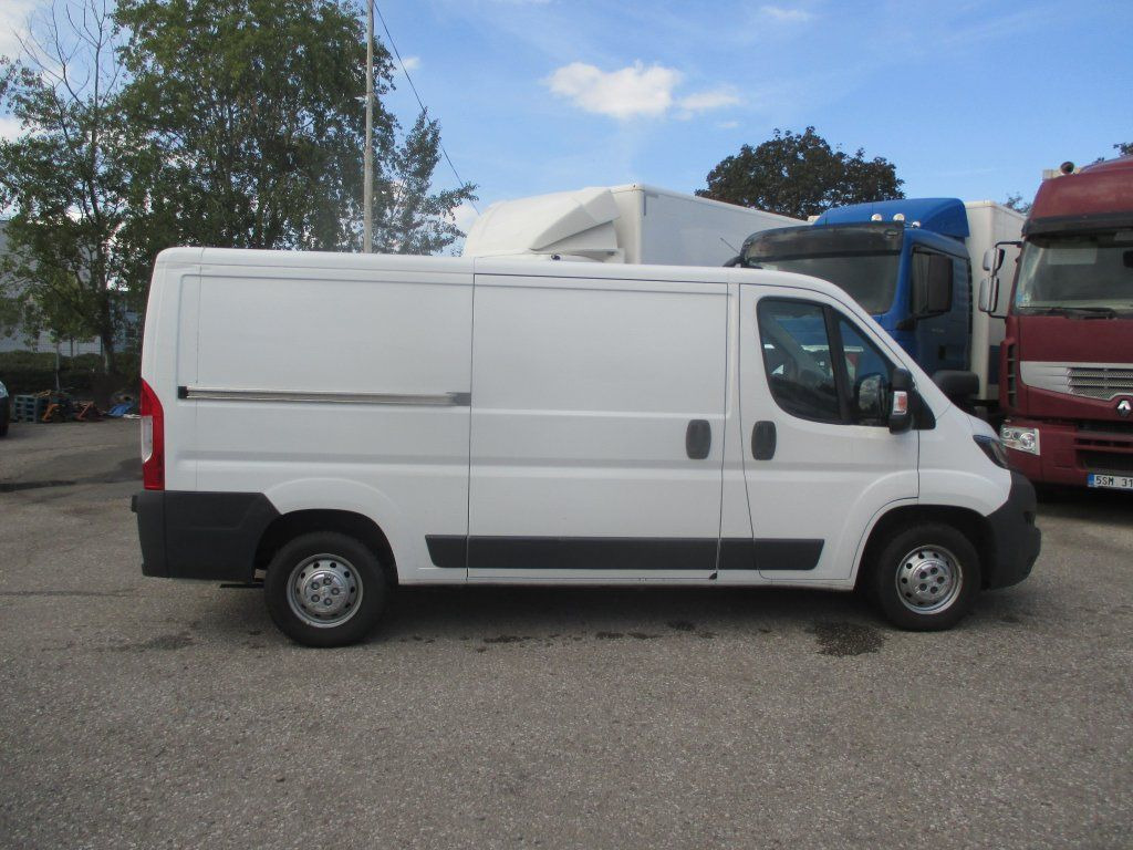 Peugeot Boxer L2H1 - Autoutilitară frigorifica: Foto 4 Peugeot Boxer L2H1 - Autoutilitară frigorifica: Foto 4