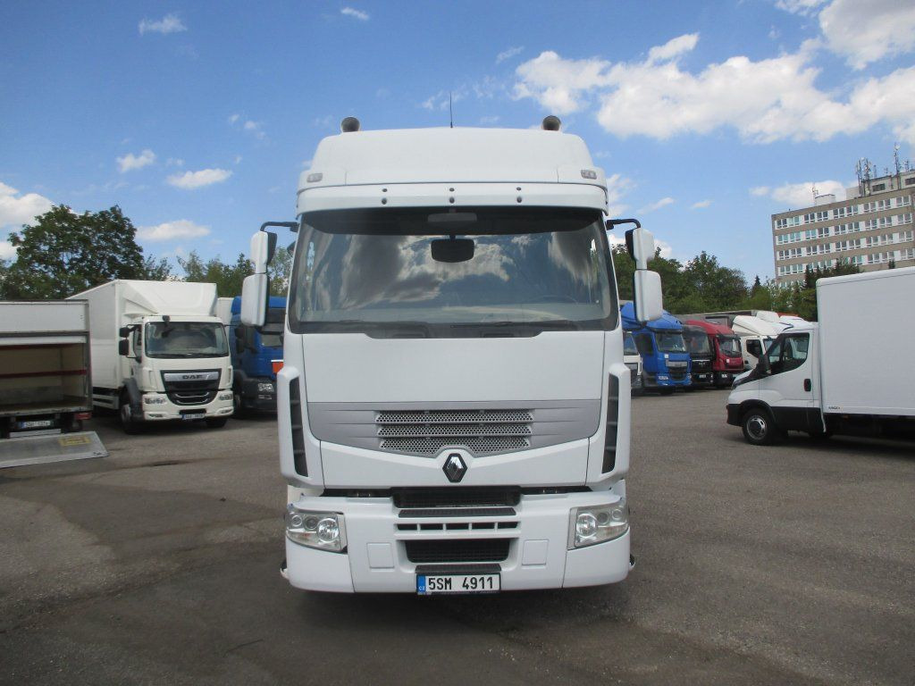 Renault Premium 380 Dxi - Camion furgon: Foto 2 Renault Premium 380 Dxi - Camion furgon: Foto 2