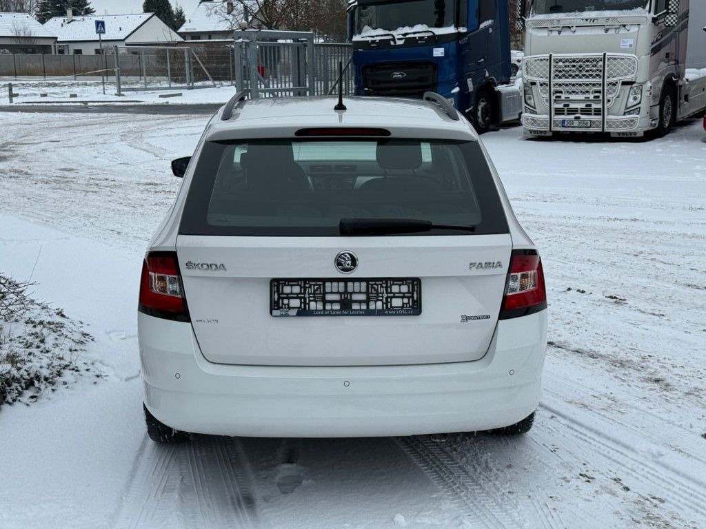 Skoda 1,4TDi kombi - Mașină break: Foto 5 Skoda 1,4TDi kombi - Mașină break: Foto 5