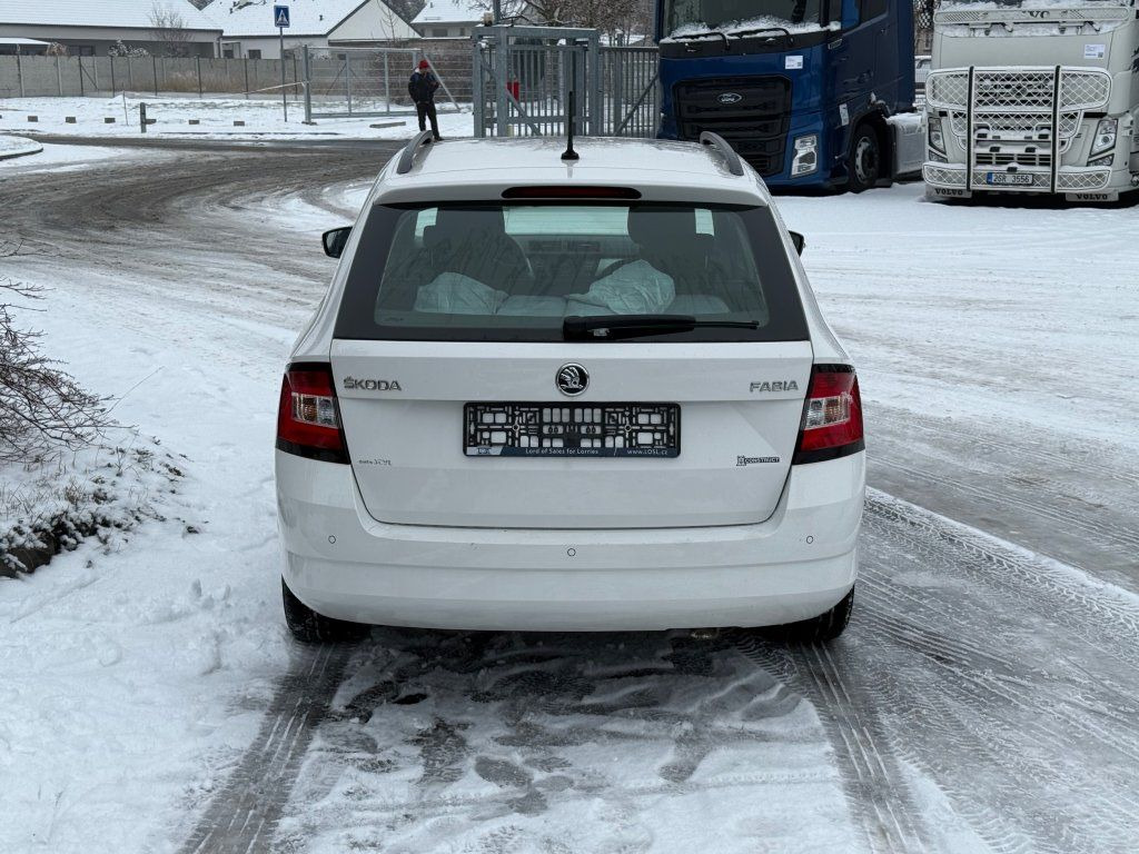 Skoda 1,4TDi kombi - Mașină break: Foto 5 Skoda 1,4TDi kombi - Mașină break: Foto 5