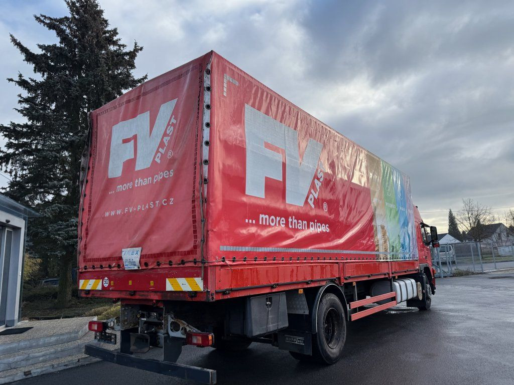 Volvo FM260 EURO 3 - Camion cu prelată: Foto 4 Volvo FM260 EURO 3 - Camion cu prelată: Foto 4