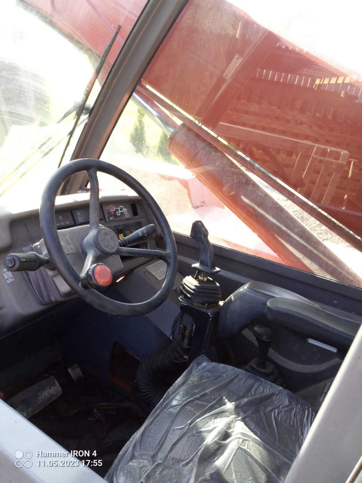 Ładowarka teleskopowa Manitou 628 - Stivuitor telescopic: Foto 3 Ładowarka teleskopowa Manitou 628 - Stivuitor telescopic: Foto 3