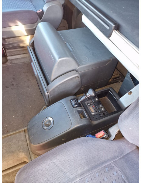 MAN 18.380 - Camion cu prelată: Foto 5 MAN 18.380 - Camion cu prelată: Foto 5