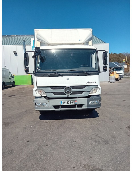 Mercedes-Benz Atego 1222 - Camion furgon: Foto 1 Mercedes-Benz Atego 1222 - Camion furgon: Foto 1