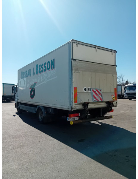 Mercedes-Benz Atego 1222 - Camion furgon: Foto 4 Mercedes-Benz Atego 1222 - Camion furgon: Foto 4