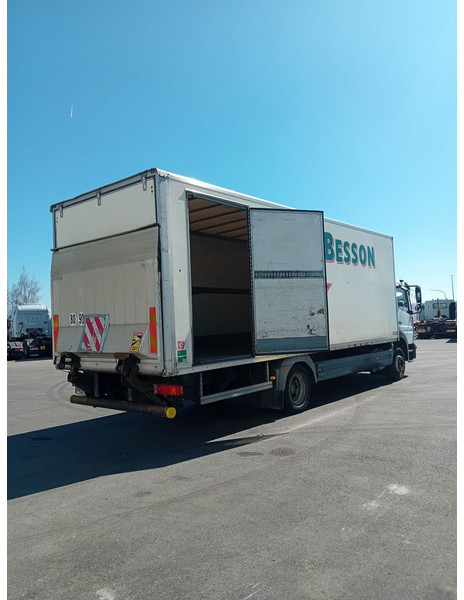 Mercedes-Benz Atego 1222 - Camion furgon: Foto 3 Mercedes-Benz Atego 1222 - Camion furgon: Foto 3