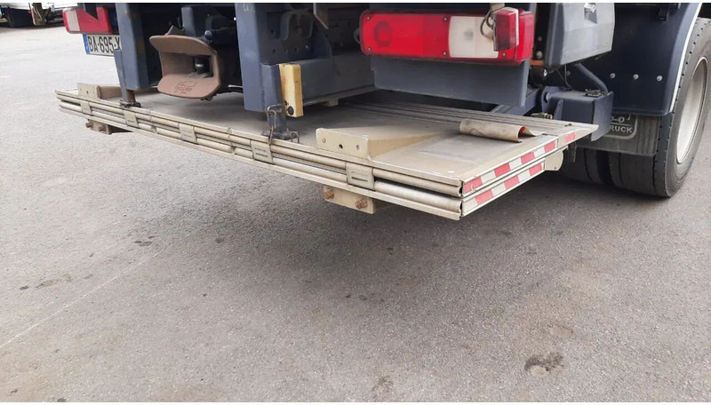 Renault Premium 370 DXI - manual gearbox - Euro 5 - Camion cu prelată: Foto 3 Renault Premium 370 DXI - manual gearbox - Euro 5 - Camion cu prelată: Foto 3