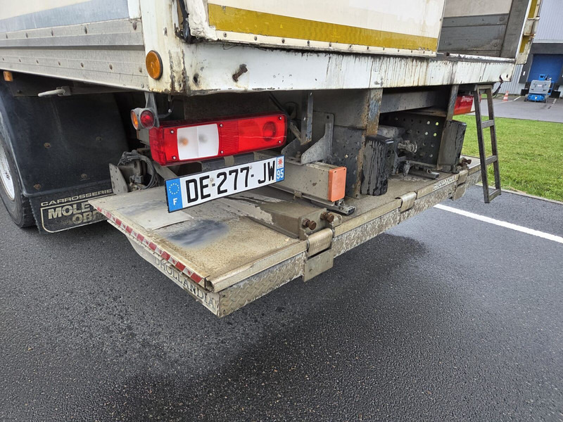 Renault Premium 380dxi - Camion furgon: Foto 4 Renault Premium 380dxi - Camion furgon: Foto 4