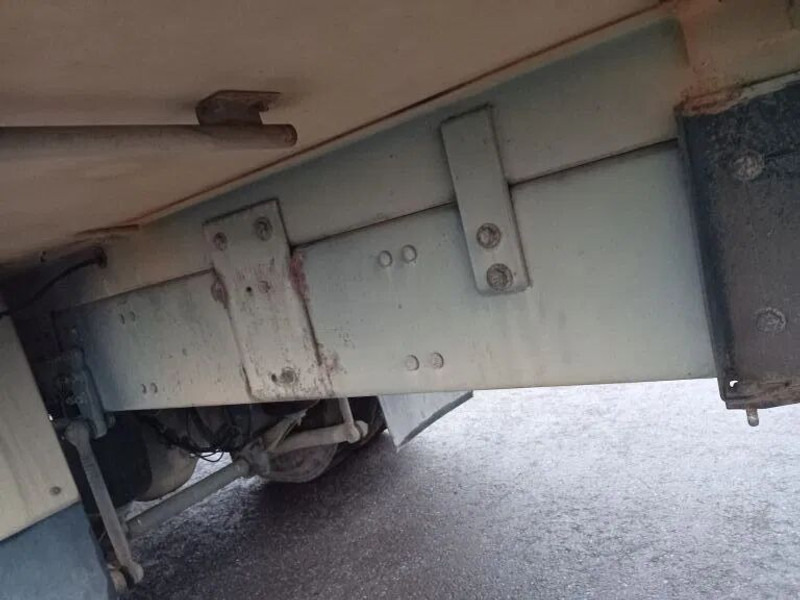 Volvo FM 260 - Camion frigider: Foto 4 Volvo FM 260 - Camion frigider: Foto 4