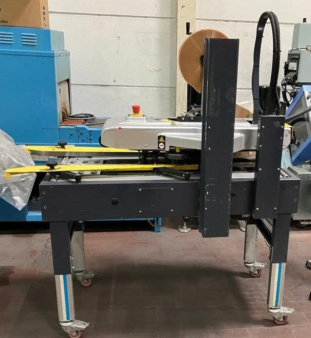 Carton sealing machine Siat S2-5 - Maşina de ambalat: Foto 1 Carton sealing machine Siat S2-5 - Maşina de ambalat: Foto 1