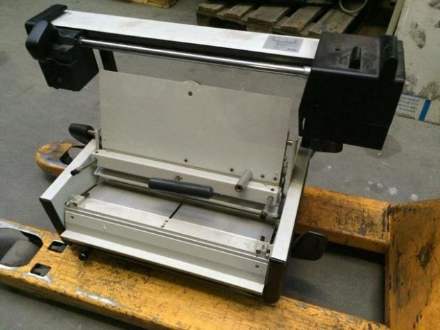 Fastbind R2 Manual Hot Glue Adhesive Binder - Mașină de îndosariat: Foto 2 Fastbind R2 Manual Hot Glue Adhesive Binder - Mașină de îndosariat: Foto 2