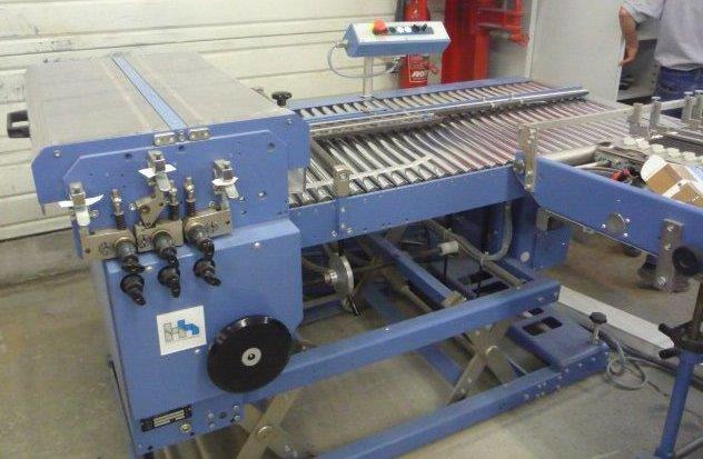 Flat pile feeder MBO F 76 Solo with independent drive for max. format of 72 x 102 cm and Cutting unit Herzog and Heymann H&H N 381 with Technifold Creasing tools - Mașină de tipar: Foto 1 Flat pile feeder MBO F 76 Solo with independent drive for max. format of 72 x 102 cm and Cutting unit Herzog and Heymann H&H N 381 with Technifold Creasing tools - Mașină de tipar: Foto 1