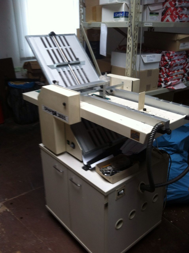 Grafipli 3810 S folding machine - Mașină de pliat: Foto 3 Grafipli 3810 S folding machine - Mașină de pliat: Foto 3