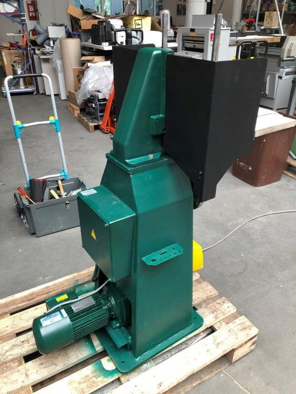 Karl Tränklein EK-D 100 double corner rounding machine - Mașină de îndosariat: Foto 4 Karl Tränklein EK-D 100 double corner rounding machine - Mașină de îndosariat: Foto 4