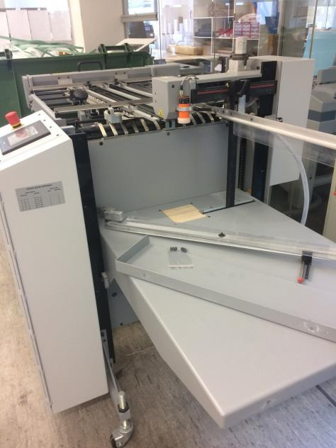 Tree FK-20 Solo Flat Stack Feeder - Mașină de pliat: Foto 3 Tree FK-20 Solo Flat Stack Feeder - Mașină de pliat: Foto 3