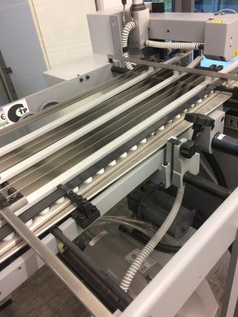 Tree FK-20 Solo Flat Stack Feeder - Mașină de pliat: Foto 5 Tree FK-20 Solo Flat Stack Feeder - Mașină de pliat: Foto 5