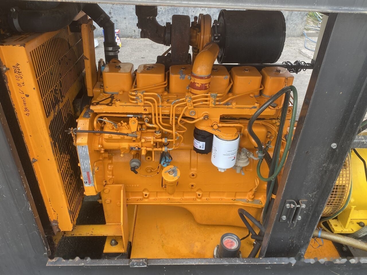 SDMO 100 kVa Cummins 6BT5.9 - Generator electric: Foto 4 SDMO 100 kVa Cummins 6BT5.9 - Generator electric: Foto 4