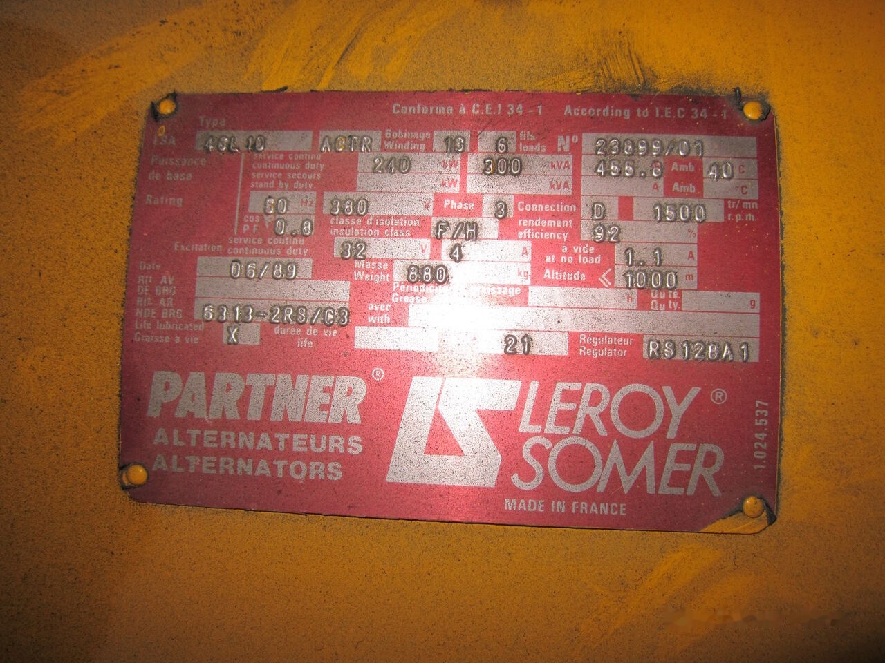 SDMO 330 kVa Cummins NT855-G6 - Generator electric: Foto 5 SDMO 330 kVa Cummins NT855-G6 - Generator electric: Foto 5