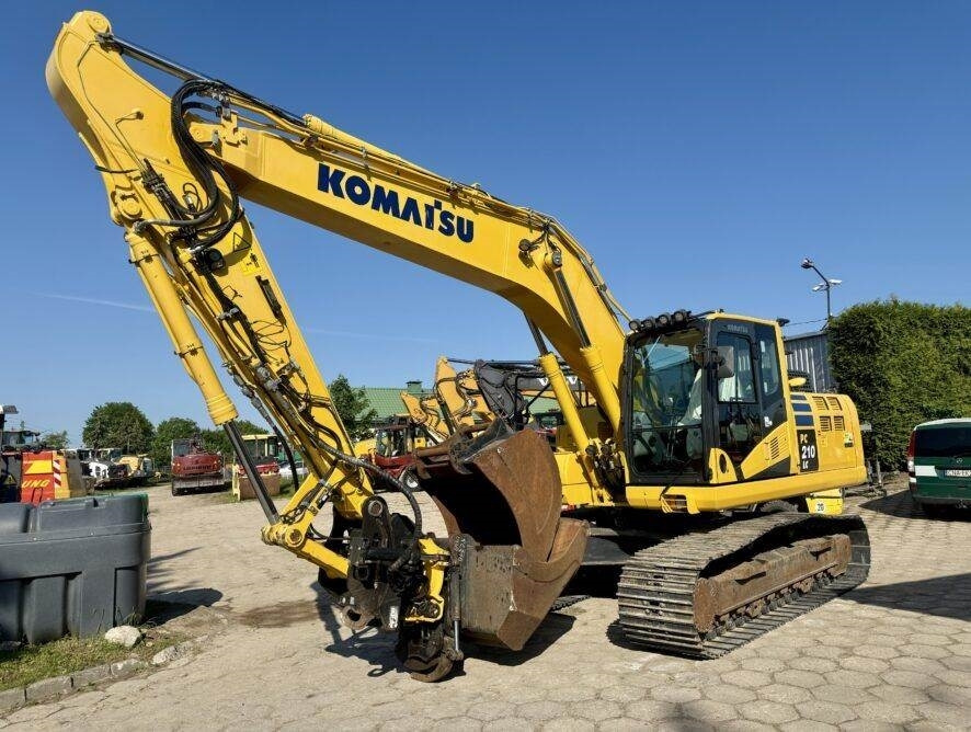 Komatsu PC210LC-11 ENGCON 2x buckets - Excavator pe şenile: Foto 3 Komatsu PC210LC-11 ENGCON 2x buckets - Excavator pe şenile: Foto 3