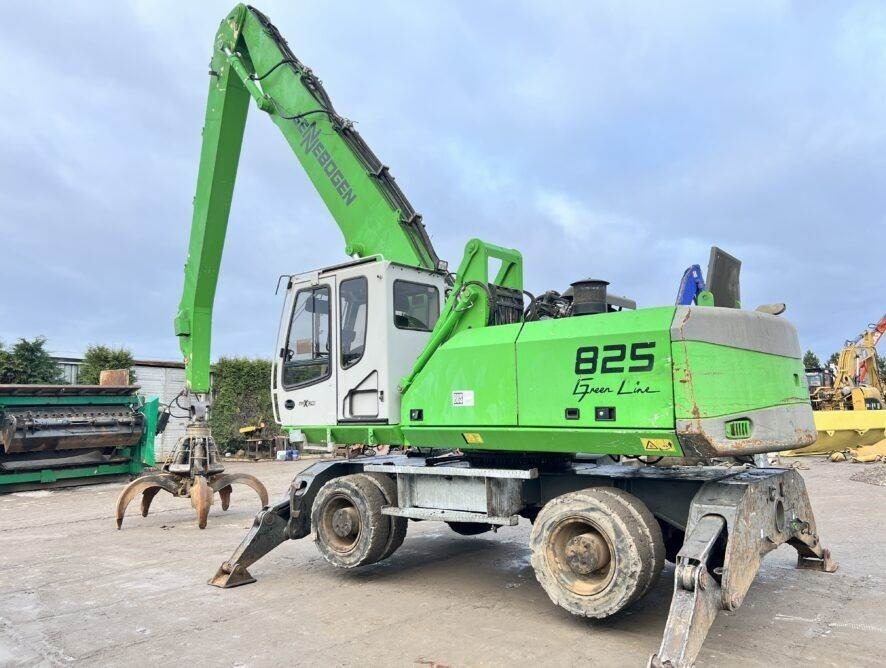 Sennebogen 825 K13 - Excavator pentru manipulare de materiale: Foto 2 Sennebogen 825 K13 - Excavator pentru manipulare de materiale: Foto 2