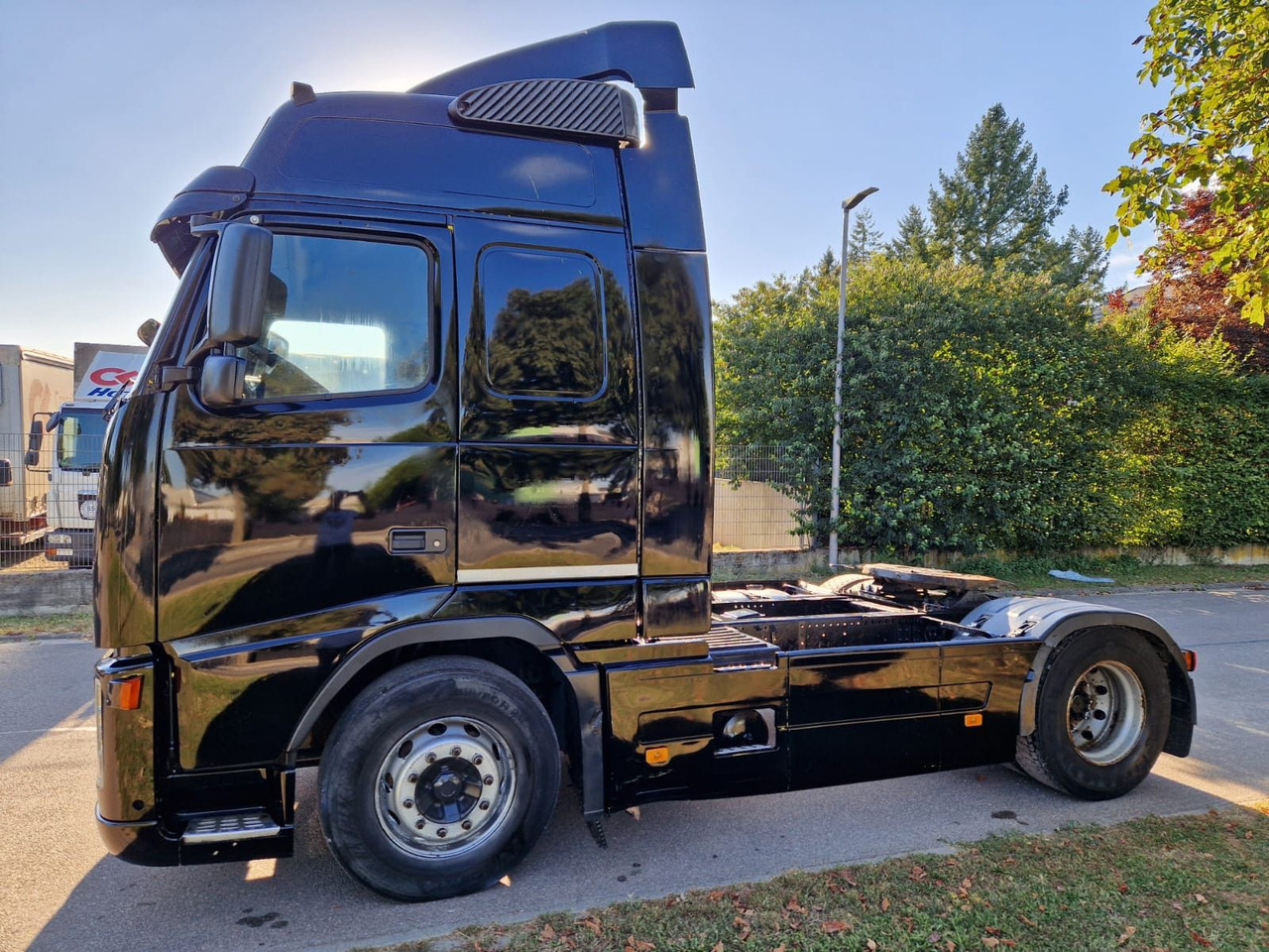 Volvo FH 560 TOP ZUSTAND - Cap tractor: Foto 1 Volvo FH 560 TOP ZUSTAND - Cap tractor: Foto 1