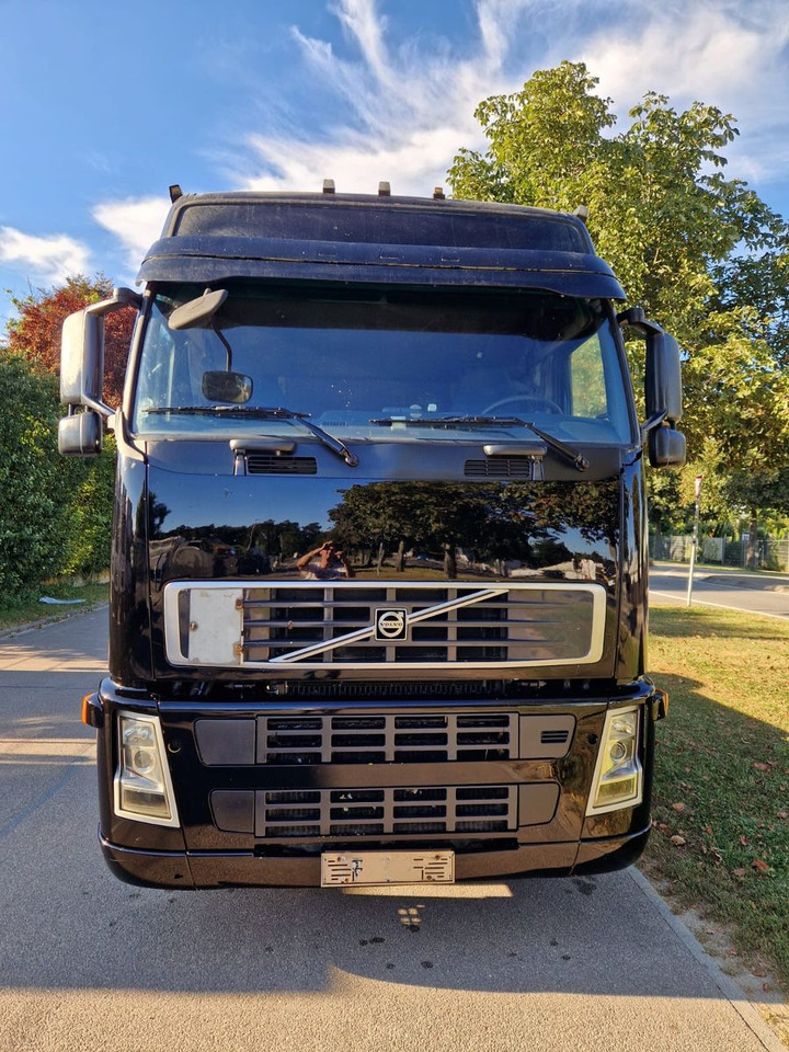 Volvo FH 560 TOP ZUSTAND - Cap tractor: Foto 3 Volvo FH 560 TOP ZUSTAND - Cap tractor: Foto 3