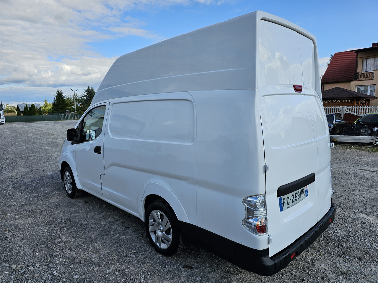 NISSAN E-NV200 ELEKTRYCZNY 40 KV 250 km klima kamera - Autoutilitară compactă, Autoutilitară electrică: Foto 5 NISSAN E-NV200 ELEKTRYCZNY 40 KV 250 km klima kamera - Autoutilitară compactă, Autoutilitară electrică: Foto 5