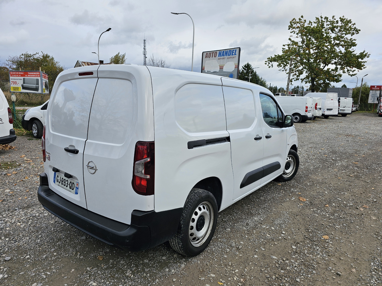 OPEL COMBO MAXI LONG CHLODNIA MROZNIA CARRIER KLIMA EURO6 - Autoutilitară frigorifica: Foto 5 OPEL COMBO MAXI LONG CHLODNIA MROZNIA CARRIER KLIMA EURO6 - Autoutilitară frigorifica: Foto 5