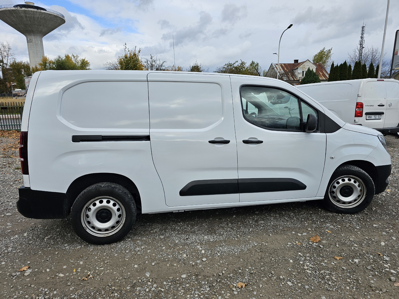 OPEL COMBO MAXI LONG CHLODNIA MROZNIA CARRIER KLIMA EURO6 - Autoutilitară frigorifica: Foto 4 OPEL COMBO MAXI LONG CHLODNIA MROZNIA CARRIER KLIMA EURO6 - Autoutilitară frigorifica: Foto 4