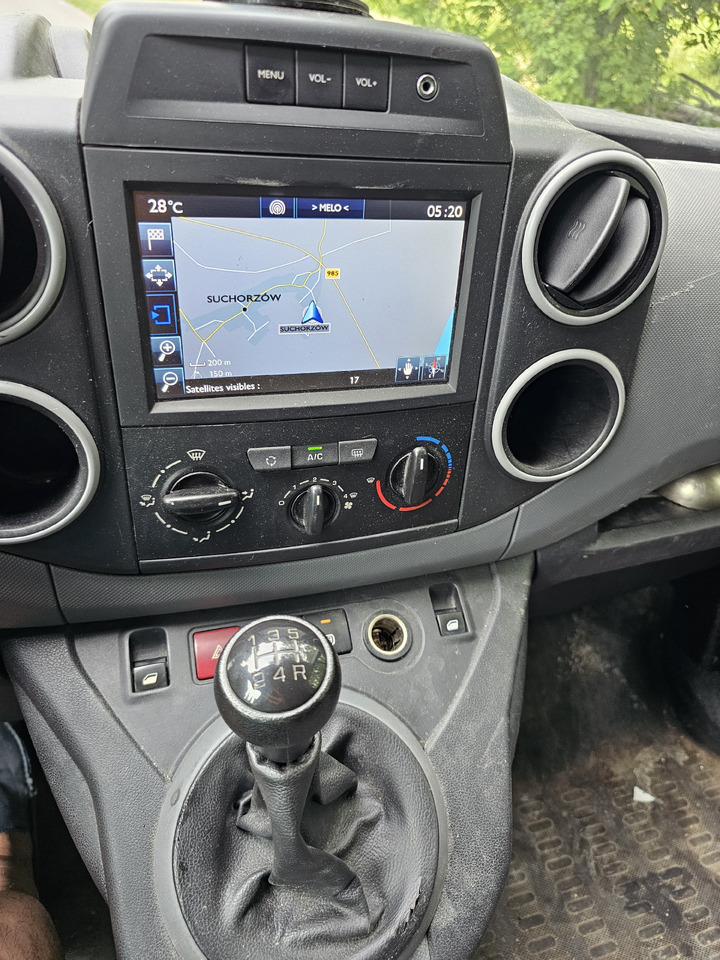 PEUGEOT PARTNER LONG CHLODNIA MROZNIA CARRIER KLIMA NAVI EURO6 - Autoutilitară frigorifica: Foto 3 PEUGEOT PARTNER LONG CHLODNIA MROZNIA CARRIER KLIMA NAVI EURO6 - Autoutilitară frigorifica: Foto 3