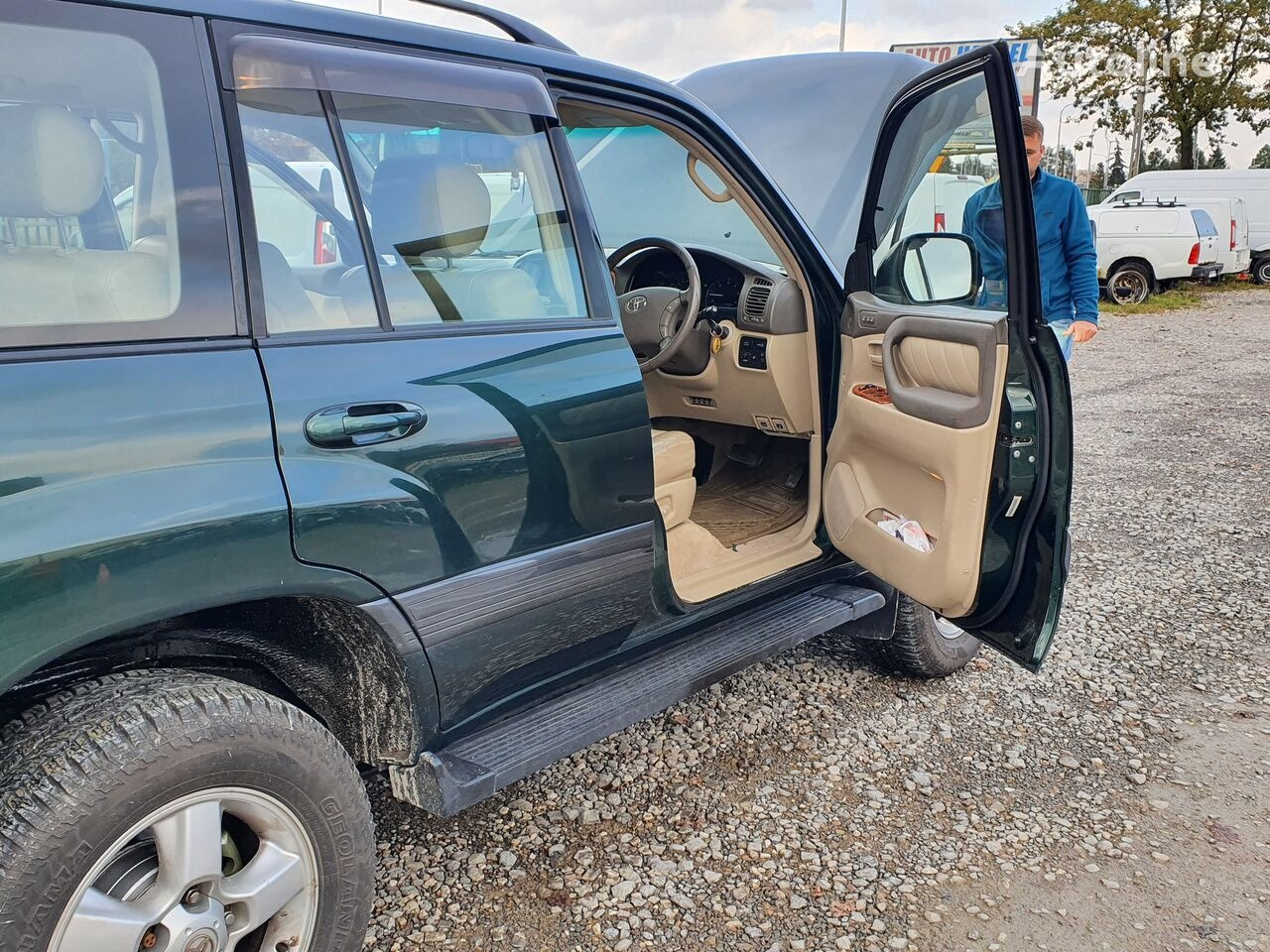 Toyota LAND CRUISER 100 4,2 TD KLIMA 7 OSOB - Automobil: Foto 4 Toyota LAND CRUISER 100 4,2 TD KLIMA 7 OSOB - Automobil: Foto 4