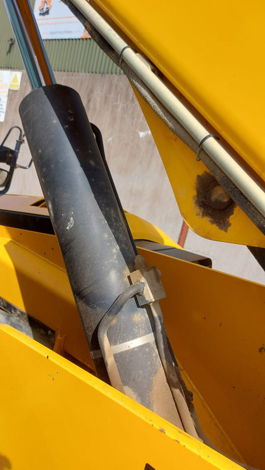 JCB 540-140 - Stivuitor telescopic: Foto 4 JCB 540-140 - Stivuitor telescopic: Foto 4