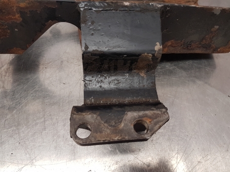 Case 1394, 1294 Fuel Tank Bracket Rhs K307955 - Rezervor combustibil pentru Tractor agricol: Foto 3 Case 1394, 1294 Fuel Tank Bracket Rhs K307955 - Rezervor combustibil pentru Tractor agricol: Foto 3