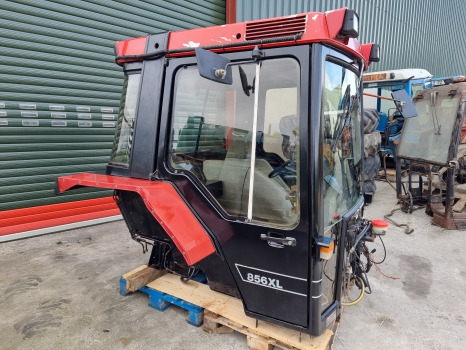 Case International 856xl, 956xl, 1056xl Complete Cab Xl, Cab N56 - Cabină: Foto 3 Case International 856xl, 956xl, 1056xl Complete Cab Xl, Cab N56 - Cabină: Foto 3