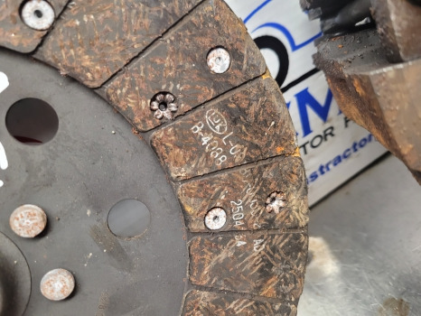 Case Jx80 New Holland Td80, Td80d Clutch Kit 228018610, 5097925, 47953610 - Ambreiaj și piese pentru Tractor agricol: Foto 4 Case Jx80 New Holland Td80, Td80d Clutch Kit 228018610, 5097925, 47953610 - Ambreiaj și piese pentru Tractor agricol: Foto 4
