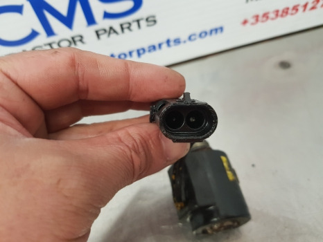 Case Maxxum 5140, Case 5000, Magnum Series, Solenoid Valve 110415a1 - Senzor: Foto 5 Case Maxxum 5140, Case 5000, Magnum Series, Solenoid Valve 110415a1 - Senzor: Foto 5