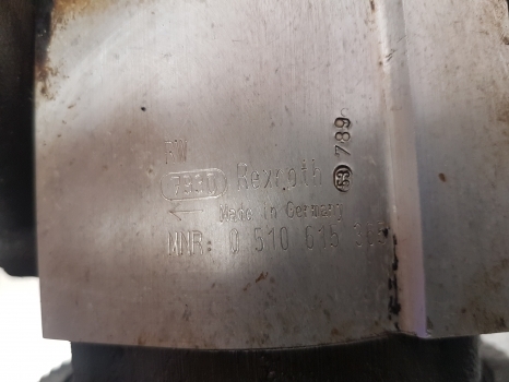 Claas Ares 836, 816, 826, Mf 5400, 6200series, Hydraulic Pump Rexroth 6005030659 - Pompa hidraulica pentru Tractor agricol: Foto 4 Claas Ares 836, 816, 826, Mf 5400, 6200series, Hydraulic Pump Rexroth 6005030659 - Pompa hidraulica pentru Tractor agricol: Foto 4
