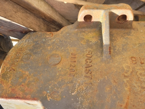 Claas Ares 836, 816, 826 Rear Axle Housing Lhs 6005029451, 6005029419, 0261b04 - Axă spate: Foto 5 Claas Ares 836, 816, 826 Rear Axle Housing Lhs 6005029451, 6005029419, 0261b04 - Axă spate: Foto 5