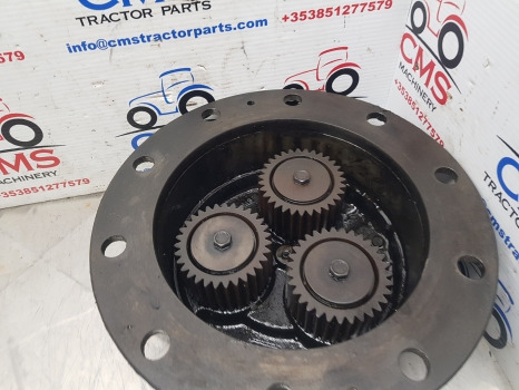 Claas Ares 836 Front Axle Planetary Gear Z31 Holder 6000103811, 146260 - Axă față: Foto 2 Claas Ares 836 Front Axle Planetary Gear Z31 Holder 6000103811, 146260 - Axă față: Foto 2