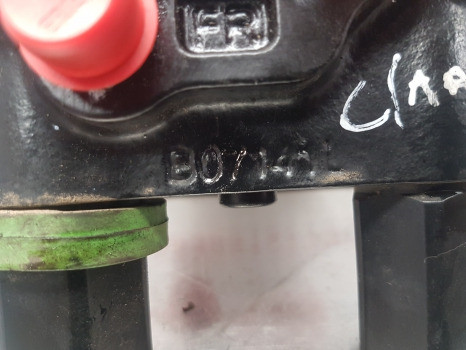 Claas Arion 530, Arion 500, 600, Brake Master Cylinder 11253932, 0021585080 - Supapă frână pentru Utilaje agricole: Foto 4 Claas Arion 530, Arion 500, 600, Brake Master Cylinder 11253932, 0021585080 - Supapă frână pentru Utilaje agricole: Foto 4