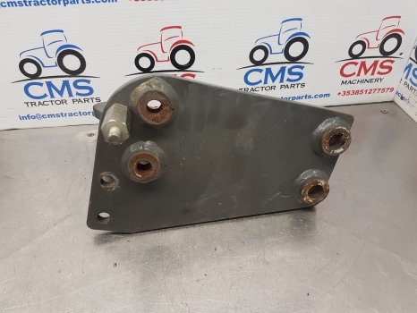 Claas Arion 640, 500, 600, Hexashift, Cmatic Top Link Bracket Lhs 0021608191 - Suspensie cabină pentru Tractor agricol: Foto 4 Claas Arion 640, 500, 600, Hexashift, Cmatic Top Link Bracket Lhs 0021608191 - Suspensie cabină pentru Tractor agricol: Foto 4