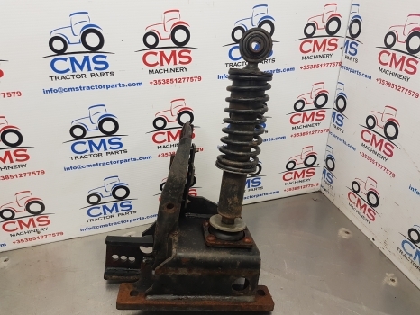 Claas Arion 640, 600, 500 Cab Back Suspension Support Assy Lhs 0021500115 - Suspensie cabină pentru Utilaje agricole: Foto 3 Claas Arion 640, 600, 500 Cab Back Suspension Support Assy Lhs 0021500115 - Suspensie cabină pentru Utilaje agricole: Foto 3
